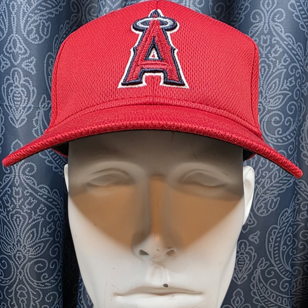 MLB Team Los Angeles Angels OC Sports Baseball Hat Cap Youth Red Logo Adjustable